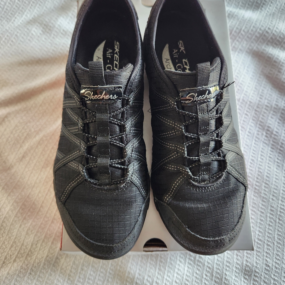 Skechers Women's Black Casual Sneakers